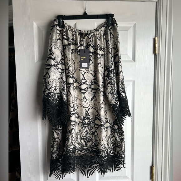 Lucky & Blessed snake skin off the shoulder dress with lace detail sz S NWT! - Picture 1 of 13